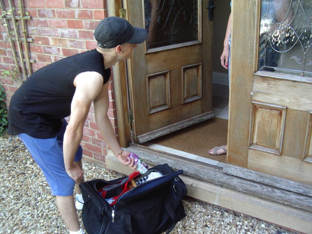 Nottingham Knockers Doorstep Pedlar